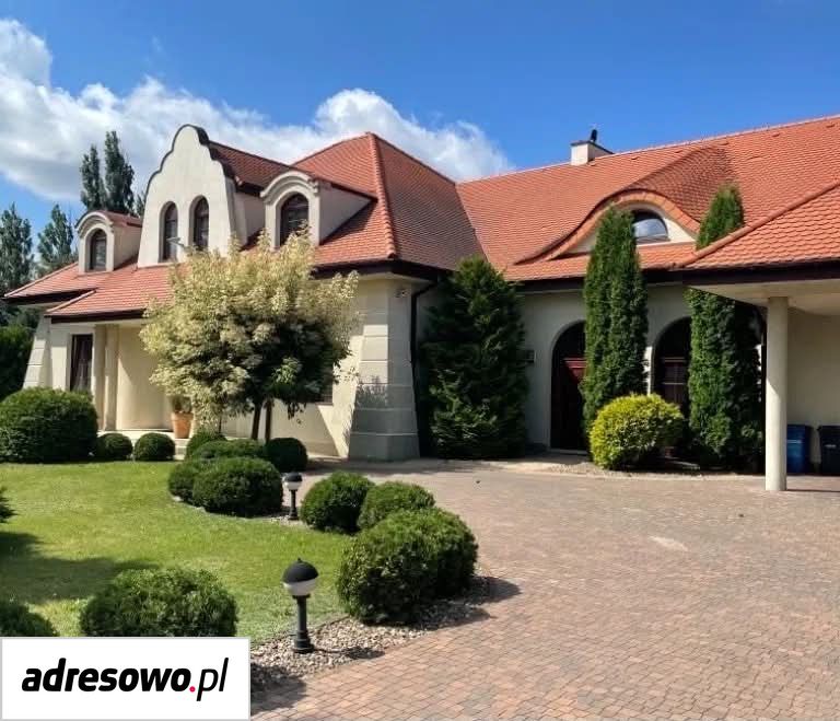 dom wolnostojący, 7 pokoi Wola Zaradzyńska, ul. Południowa. Zdjęcie 1