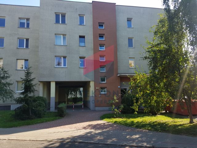 Mieszkanie 3-pokojowe Warszawa Gocław, ul. gen. Romana Abrahama. Zdjęcie 1
