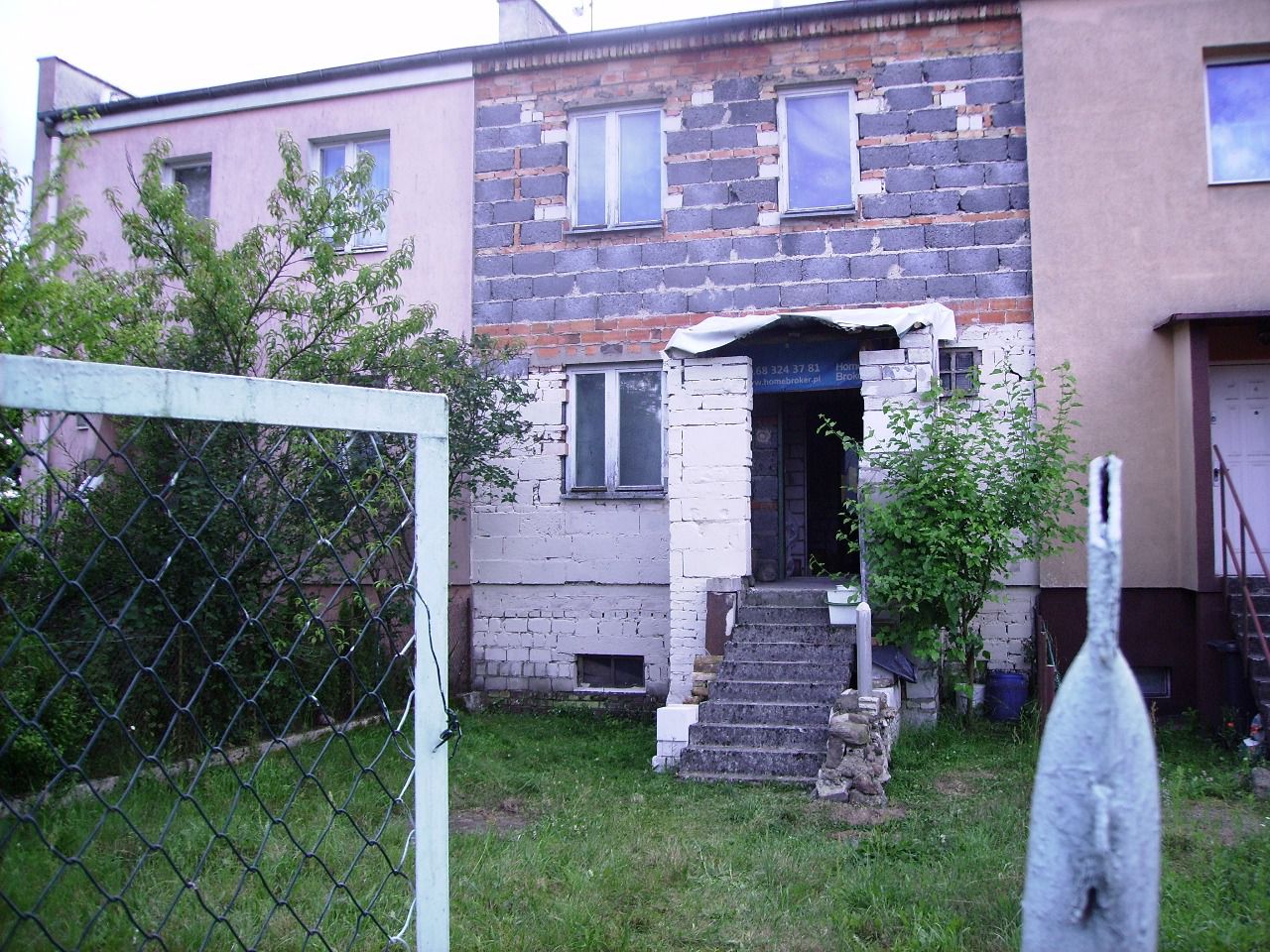 dom szeregowy, 4 pokoje Bielice. Zdjęcie 3