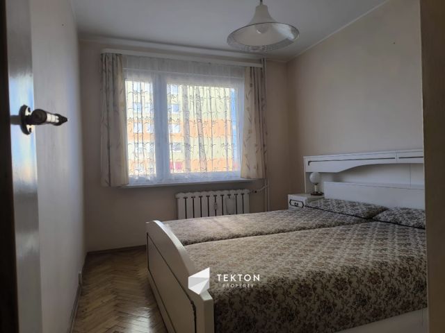 Mieszkanie 3-pokojowe Katowice Józefowiec, ul. prof. Jana Mikusińskiego. Zdjęcie 3