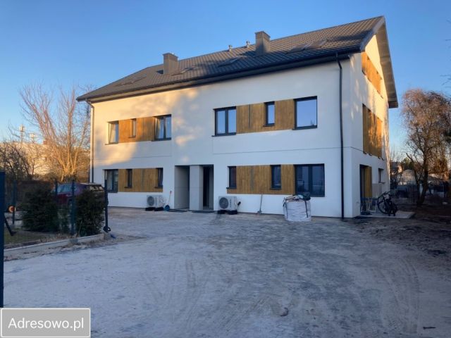 Mieszkanie 6-pokojowe Teresin, ul. 1 Maja. Zdjęcie 1