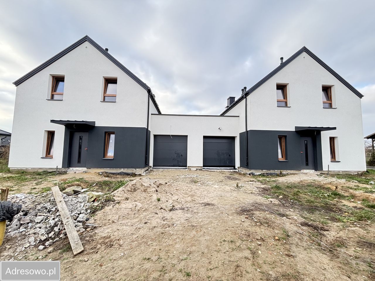 bliźniak, 4 pokoje Granice