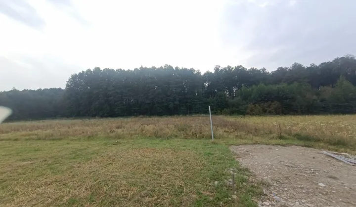 Działka budowlana Kuriany, ul. Historyczna