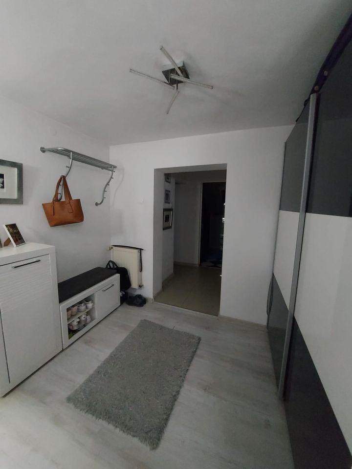 Mieszkanie 3-pokojowe Zabrze Mikulczyce, pl. Plac Norberta Kroczka. Zdjęcie 4