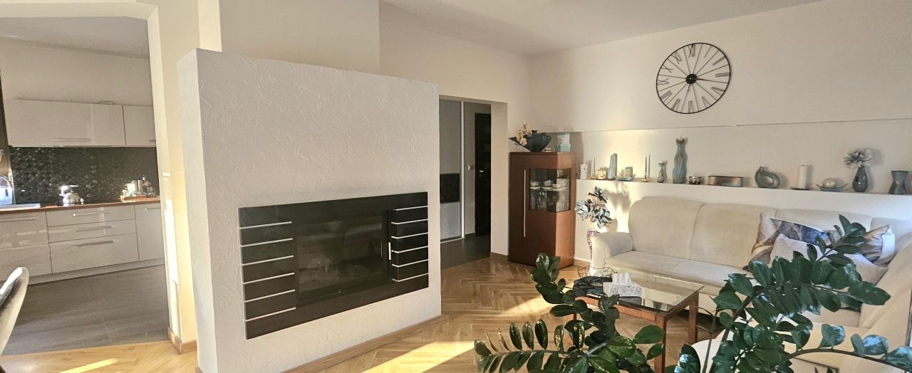 dom wolnostojący, 4 pokoje Ślesin. Zdjęcie 2