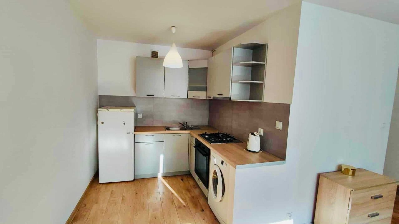 Mieszkanie 1-pokojowe Dzierżoniów, os. Błękitne. Zdjęcie 3