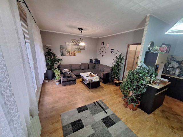 Mieszkanie 3-pokojowe Żory, os. Korfantego. Zdjęcie 1