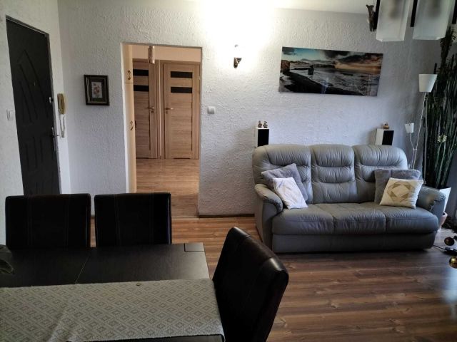 Mieszkanie 3-pokojowe Nysa, ul. Słowiańska. Zdjęcie 1