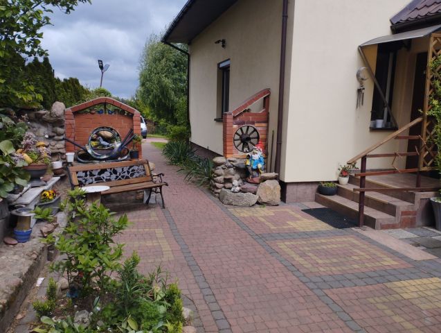 dom wolnostojący, 4 pokoje Oleśnik. Zdjęcie 7