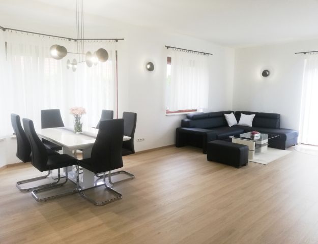 dom wolnostojący, 6 pokoi Kraków Dębniki, ul. Leona Petrażyckiego. Zdjęcie 2