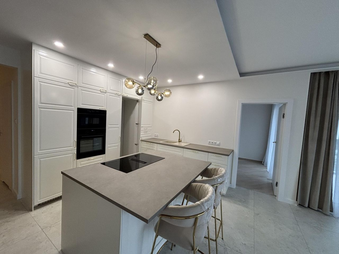 Mieszkanie 5-pokojowe Łódź Górna, ul. Świętego Mikołaja. Zdjęcie 3