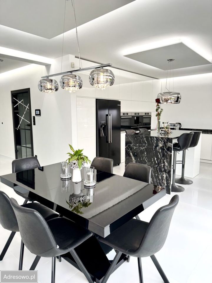 dom wolnostojący, 4 pokoje Kobylice. Zdjęcie 12