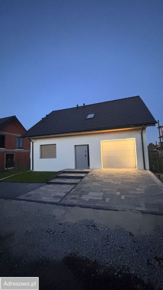 dom wolnostojący, 4 pokoje Brynek. Zdjęcie 1