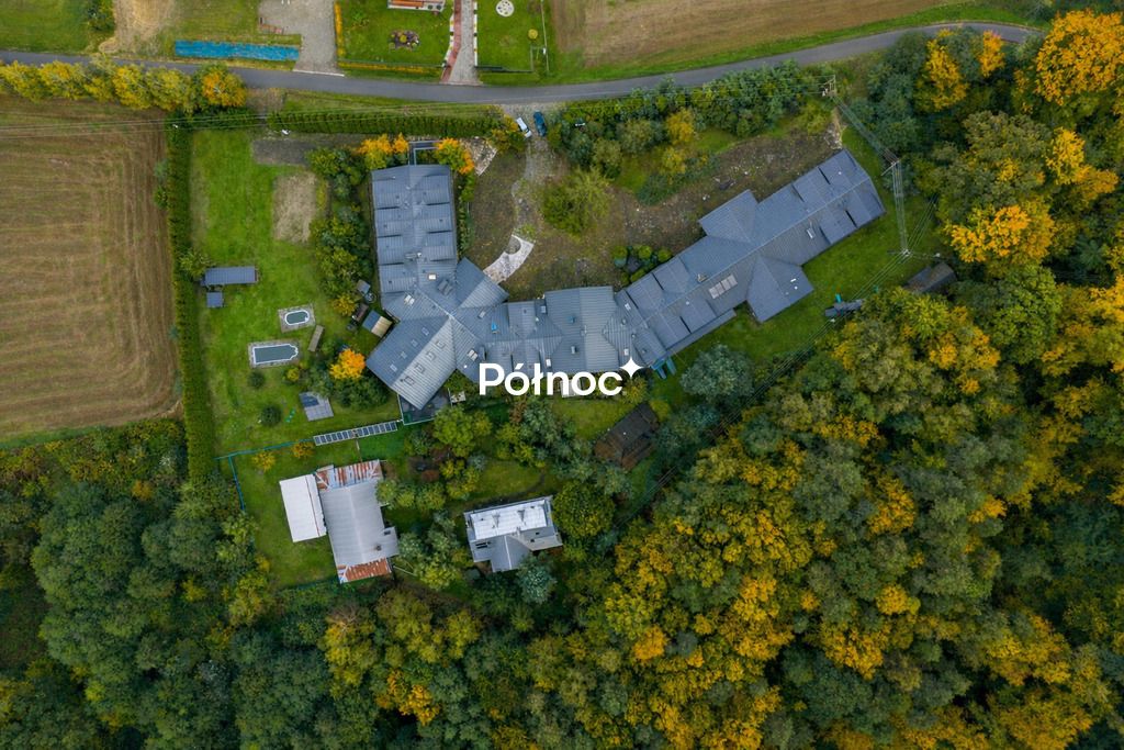 dom wolnostojący, 30 pokoi Faściszowa. Zdjęcie 4
