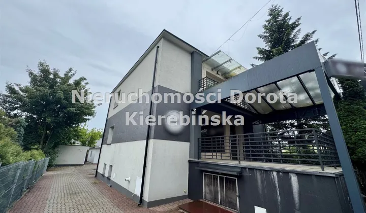 dom wolnostojący, 5 pokoi Tomaszów Mazowiecki, ul. Mazowiecka