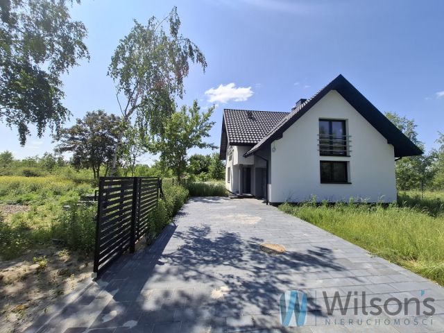 dom wolnostojący, 4 pokoje Łomianki. Zdjęcie 2