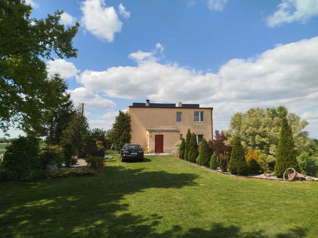 dom wolnostojący Zrazim. Zdjęcie 2