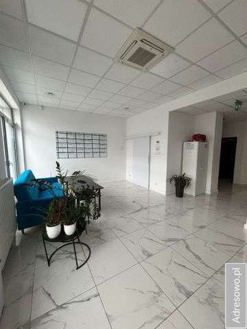 Lokal Bielany Wrocławskie, ul. Wrocławska. Zdjęcie 1