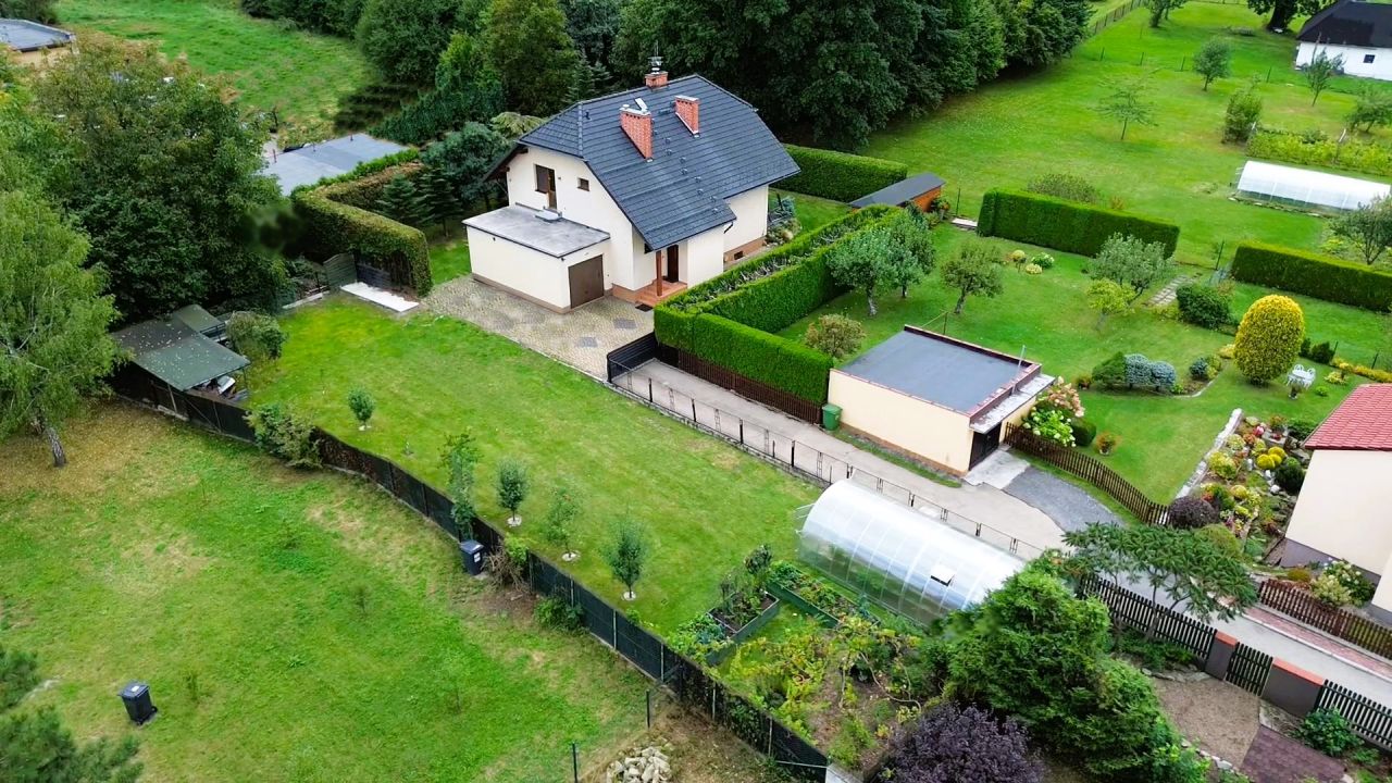 dom wolnostojący, 5 pokoi Ustroń Centrum, ul. Jana Wantuły. Zdjęcie 18