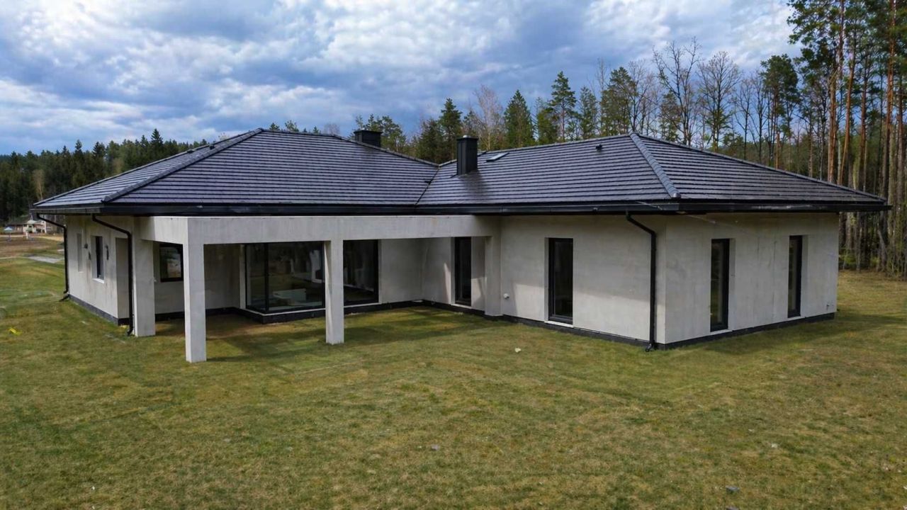 dom wolnostojący Niewodnica Kościelna, ul. Spacerowa. Zdjęcie 2