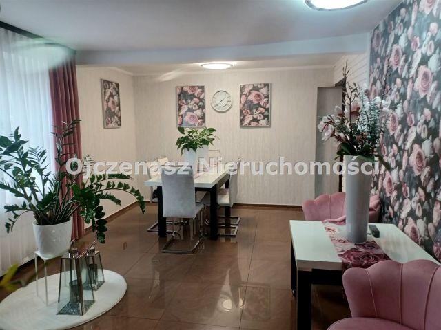 Mieszkanie 3-pokojowe Niemcz. Zdjęcie 12