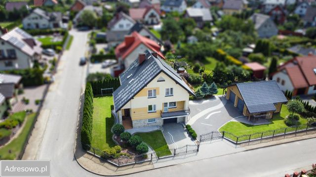 dom wolnostojący, 8 pokoi Skorzewo, ul. Kwiatowa. Zdjęcie 1