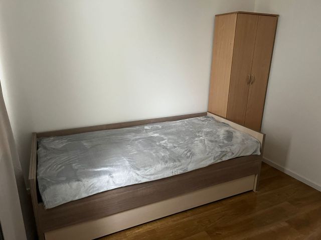 Pokój Olsztyn Podgrodzie, ul. Jarosława Iwaszkiewicza. Zdjęcie 1