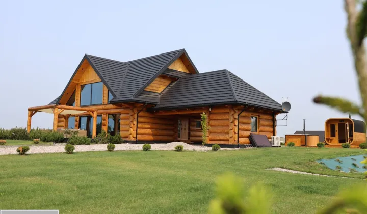 dom wolnostojący, 5 pokoi Łąkorek