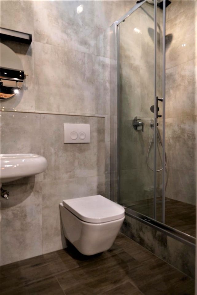 Biuro Zgierz, pl. Jana Kilińskiego. Zdjęcie 13