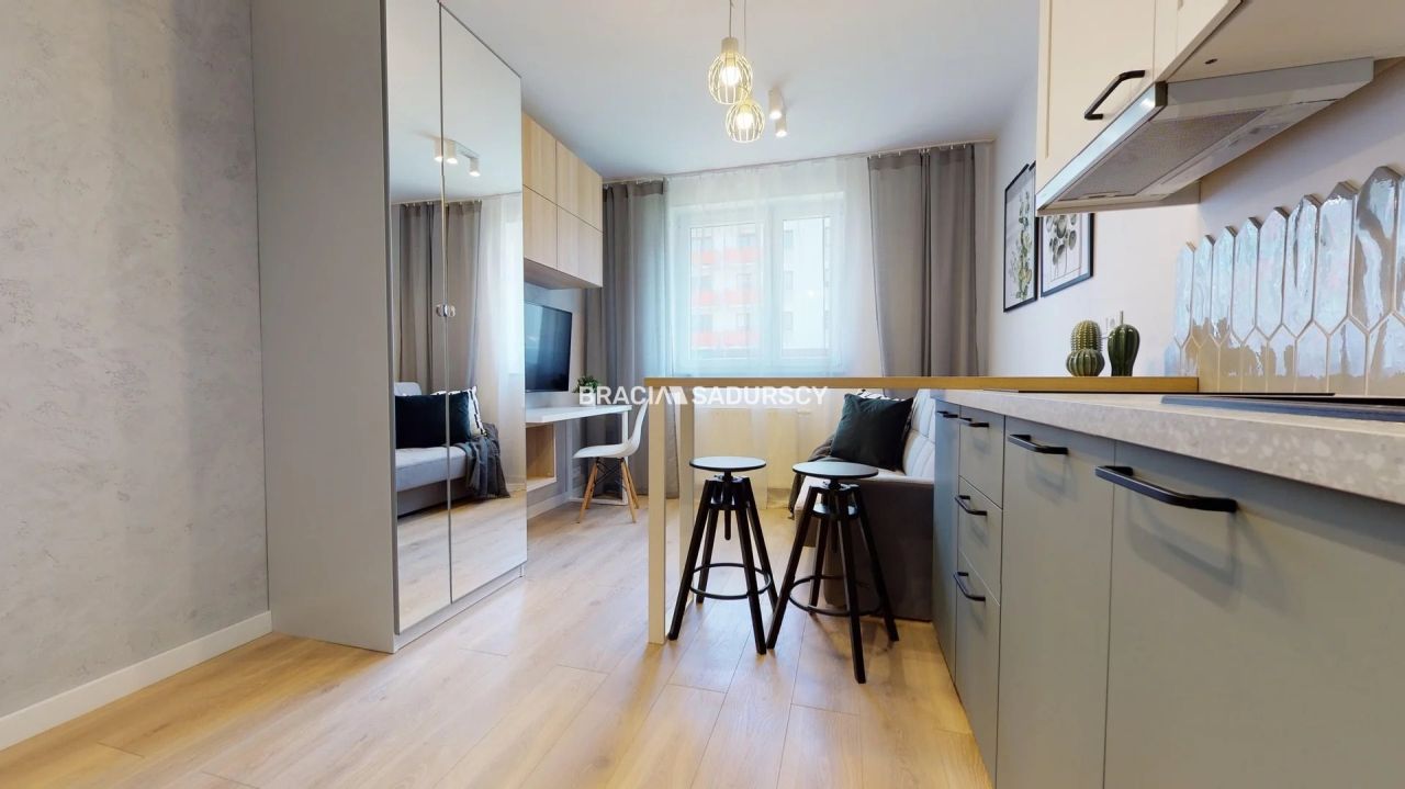 Mieszkanie 4-pokojowe Kraków Czyżyny, ul. bp. Piotra Tomickiego. Zdjęcie 13