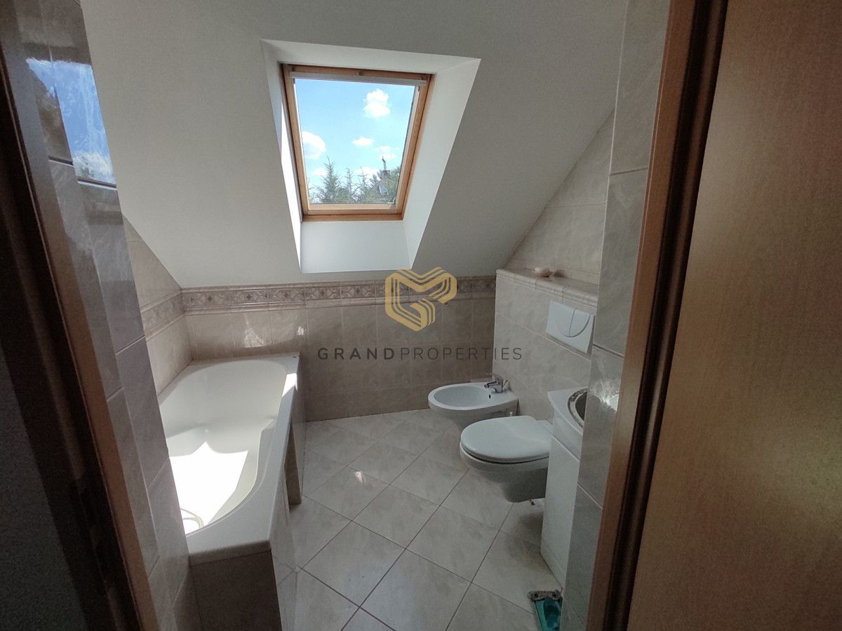 dom wolnostojący, 7 pokoi Warszawa Wawer. Zdjęcie 25