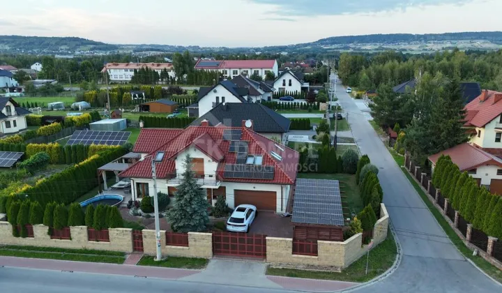 dom wolnostojący, 5 pokoi Wola Kopcowa