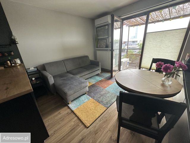 Mieszkanie 3-pokojowe Wrocław Śródmieście, ul. Tęczowa. Zdjęcie 1