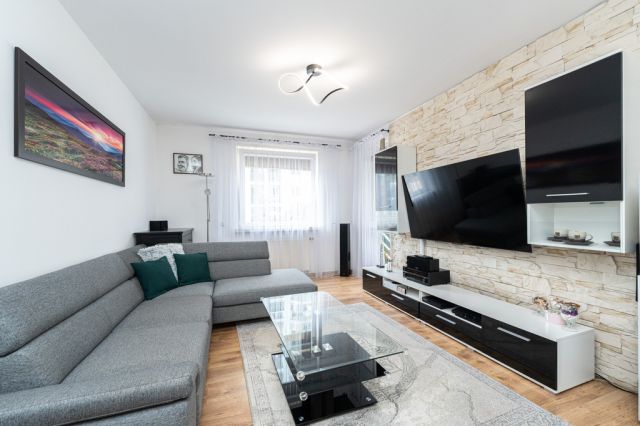 Mieszkanie 2-pokojowe Warszawa Białołęka, ul. Aluzyjna. Zdjęcie 1