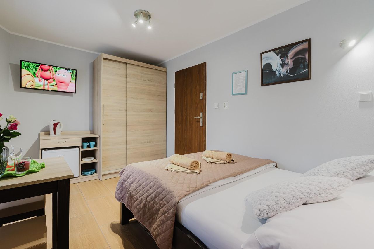 dom wolnostojący, 12 pokoi Krynica Morska, ul. Rybacka. Zdjęcie 14