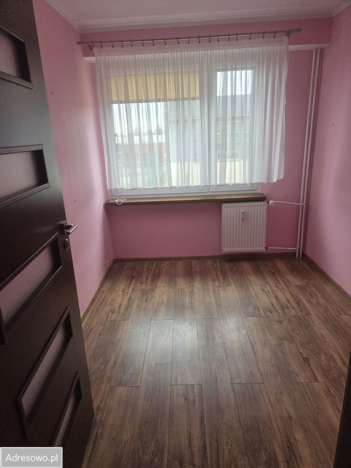 Mieszkanie 3-pokojowe Prudnik, ul. Kombatantów. Zdjęcie 2