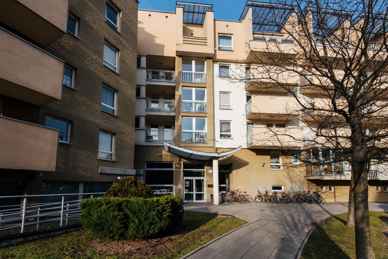 Mieszkanie 3-pokojowe Kraków Śródmieście, ul. Wincentego Pola. Zdjęcie 1