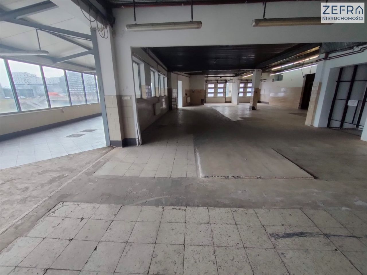 Hala/magazyn Kraków Bronowice. Zdjęcie 2