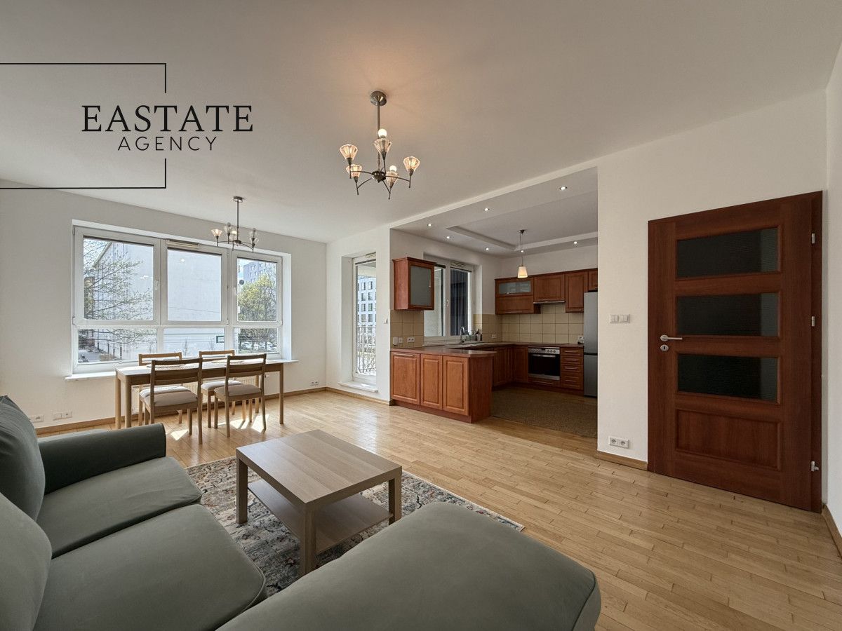 Mieszkanie 3-pokojowe Warszawa Śródmieście, ul. Stawki. Zdjęcie 8