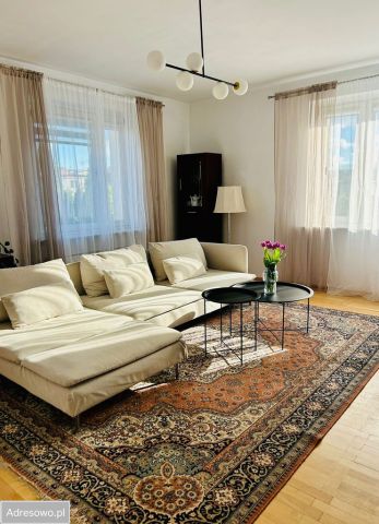 dom wolnostojący, 4 pokoje Rumia, ul. Różana. Zdjęcie 1