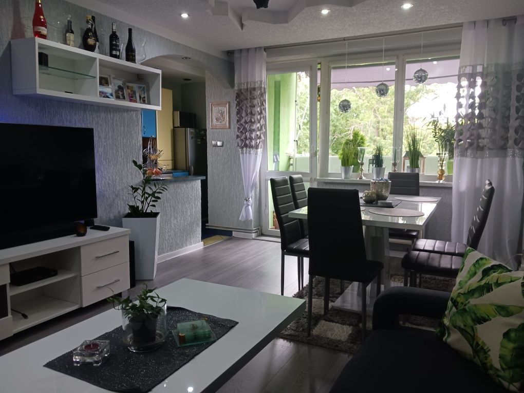 Mieszkanie 3-pokojowe Jasień, ul. Obrońców. Zdjęcie 1