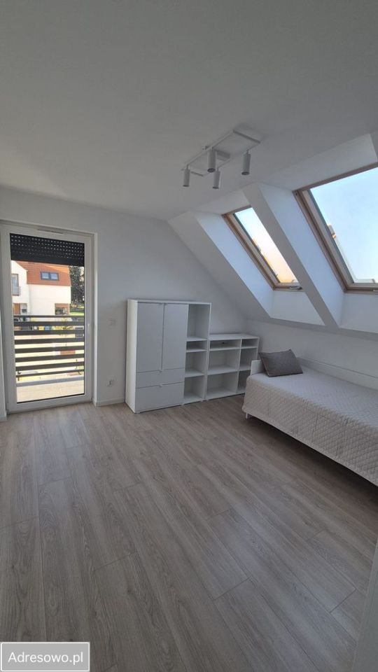 bliźniak, 4 pokoje Tyniec Mały, ul. Domasławska. Zdjęcie 5