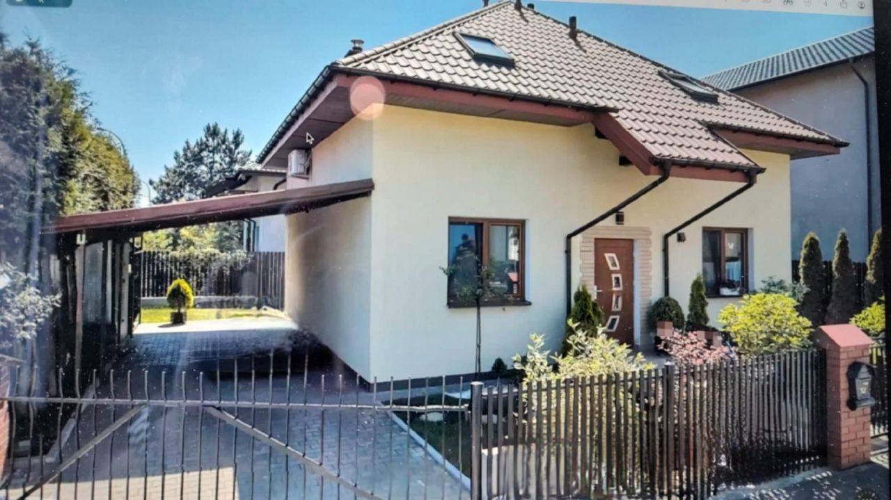 dom wolnostojący, 5 pokoi Płock, ul. Lubuska