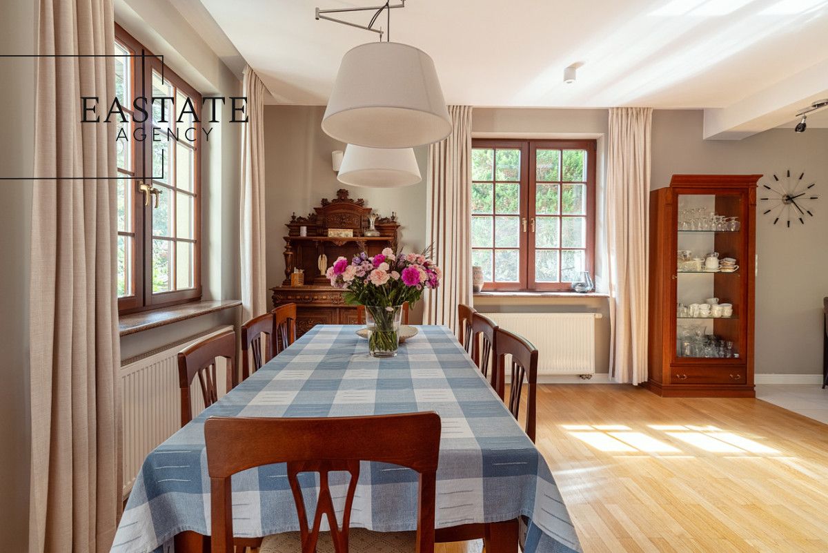 dom wolnostojący, 8 pokoi Warszawa Wawer, ul. Drwali. Zdjęcie 2