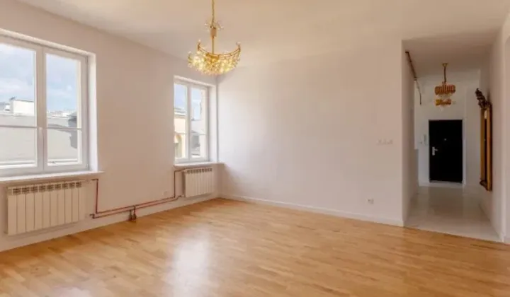 Mieszkanie 3-pokojowe Warszawa Śródmieście, ul. Chmielna