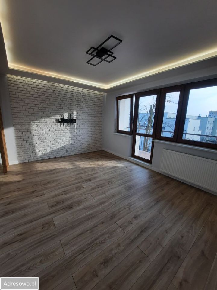 Mieszkanie 3-pokojowe Legionowo, ul. Jerzego Siwińskiego. Zdjęcie 1