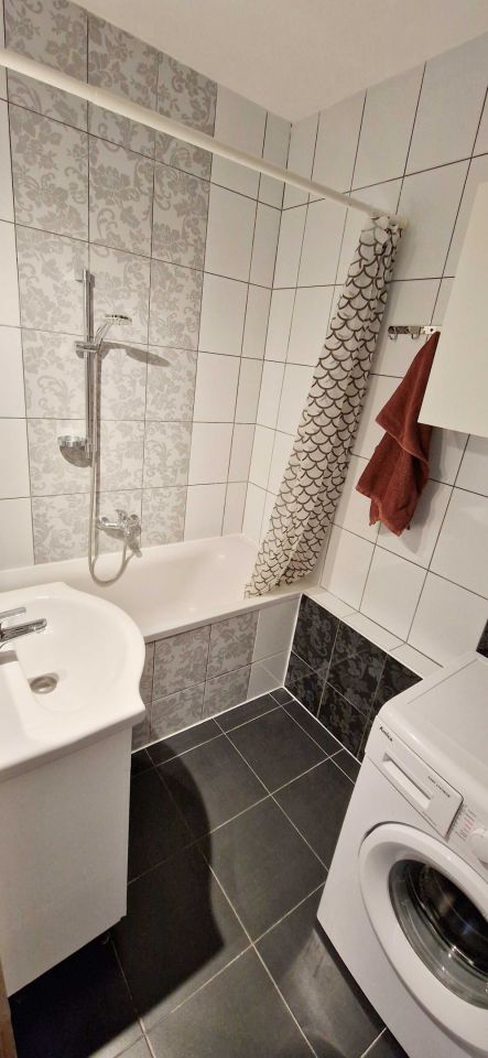 Mieszkanie 3-pokojowe Gdańsk Chełm, ul. Tytusa Chałubińskiego. Zdjęcie 4