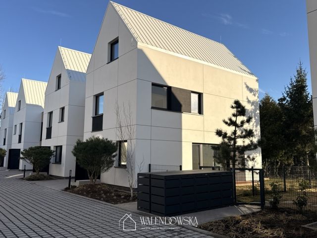 Mieszkanie 4-pokojowe Kołobrzeg, ul. Krzysztofa Kolumba. Zdjęcie 1