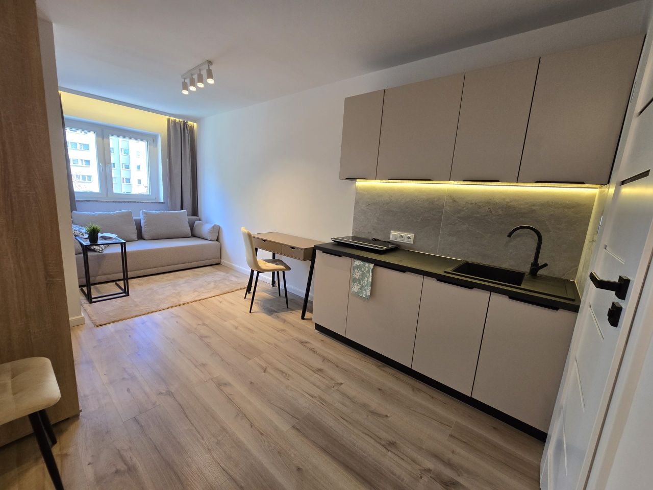 Mieszkanie 2-pokojowe Warszawa Bielany, ul. Tadeusza Gajcego. Zdjęcie 14