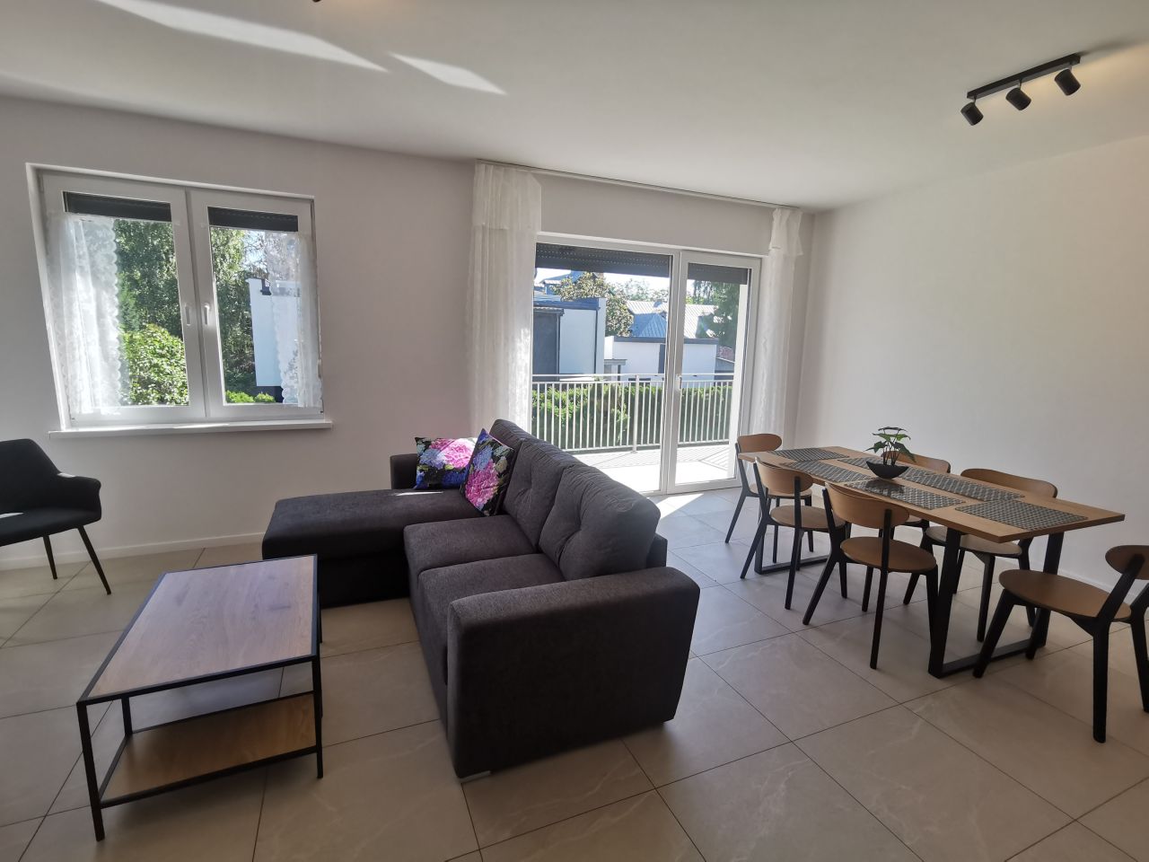 Mieszkanie 4-pokojowe Żerniki Wrocławskie, ul. Migdałowa. Zdjęcie 5